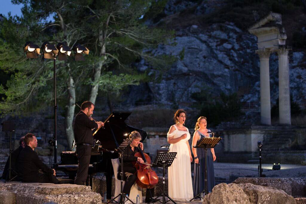festival opéra lyrique Les Antiques de Glanum à Saint Rémy de Provence