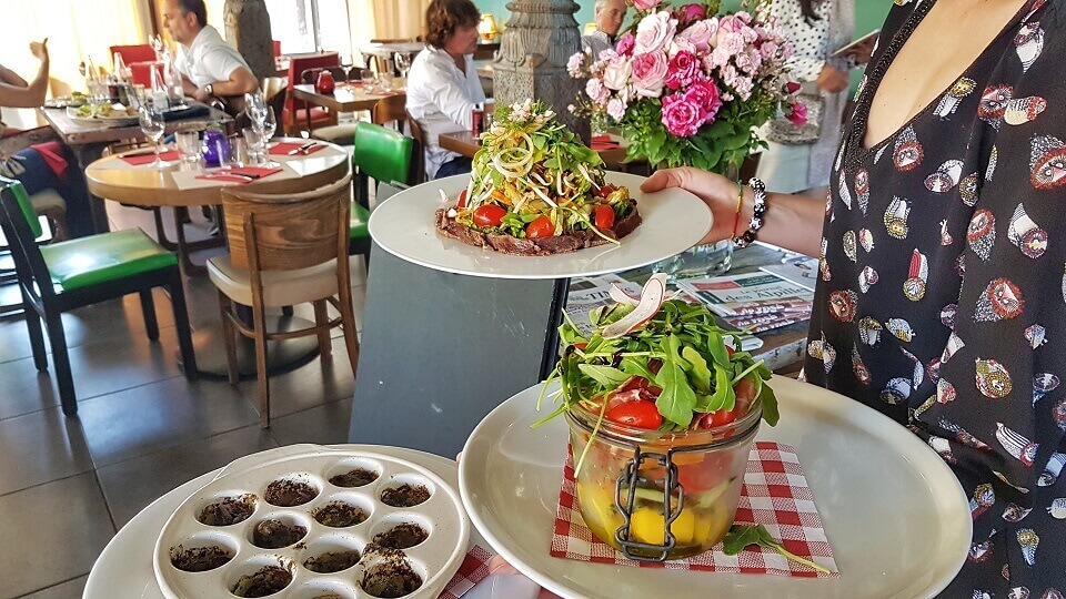 cafe de la Place Restaurant à Saint Rémy de Provence Alpilles