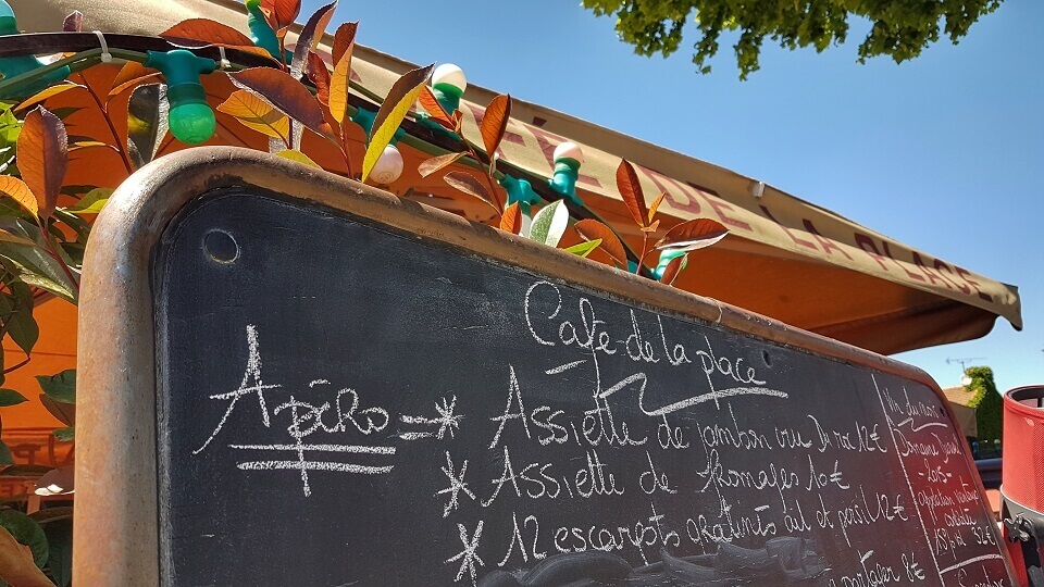 cafe de la Place Restaurant à Saint Rémy de Provence Alpilles