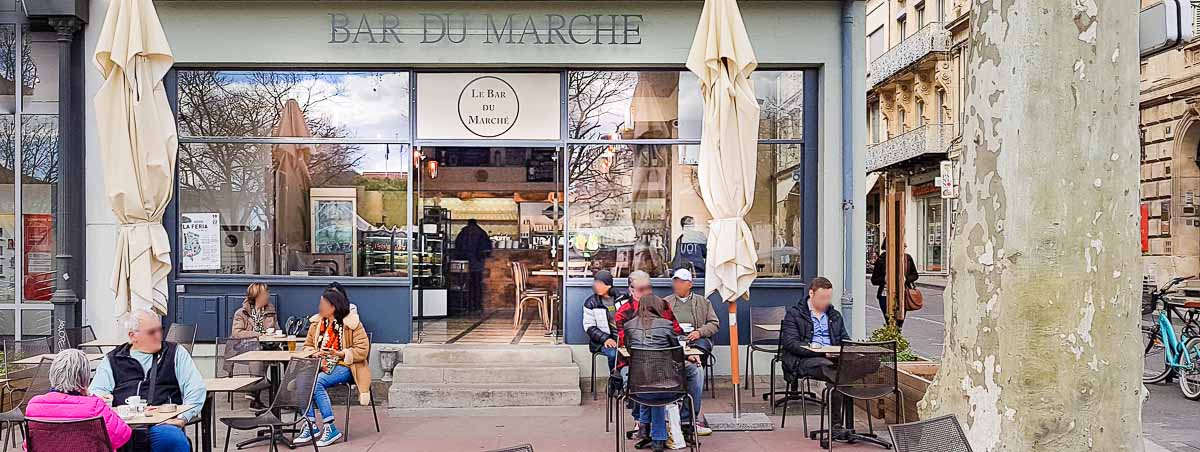 Bar du Marché sur le boulevard des Lices à Arles 13200