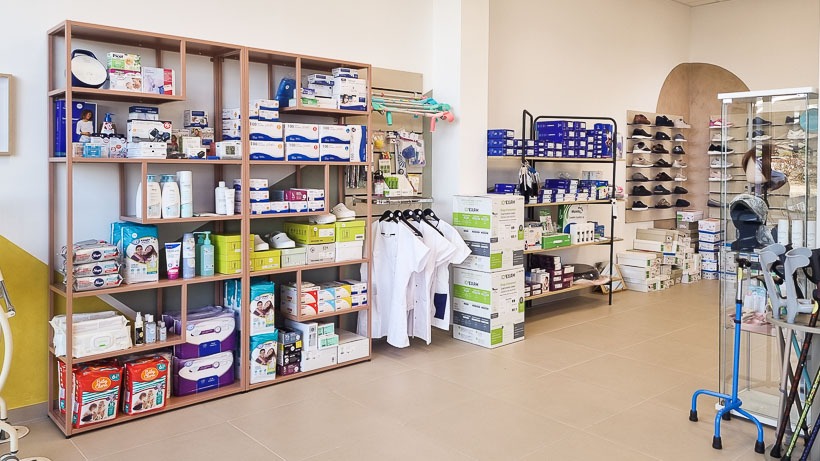 Matériel médical et hospitalisation à domicile sur Arles et la Camargue - Aide Médical Confort