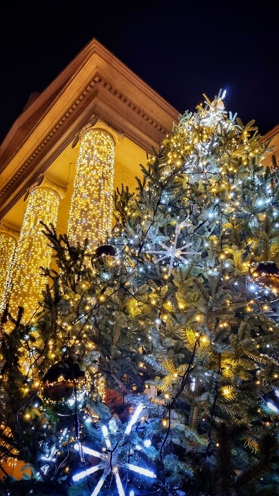 Illuminations de Noël à Saint Rémy de Provence