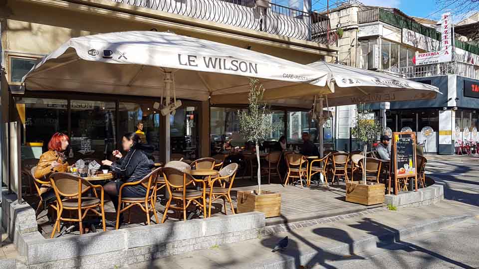 café brasserie avec terrasse à Arles - Le Wilson