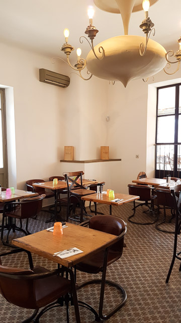 café brasserie avec terrasse à Arles - Le Wilson