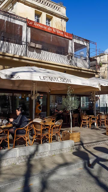 café brasserie avec terrasse à Arles - Le Wilson
