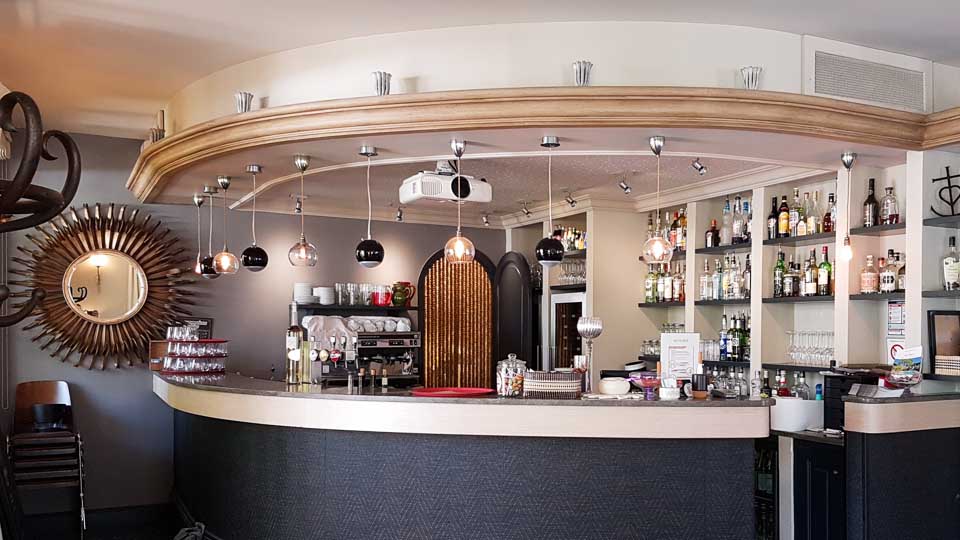 Restaurant avec terrasse vegetalisée à Maillane - Le Café du Soleil