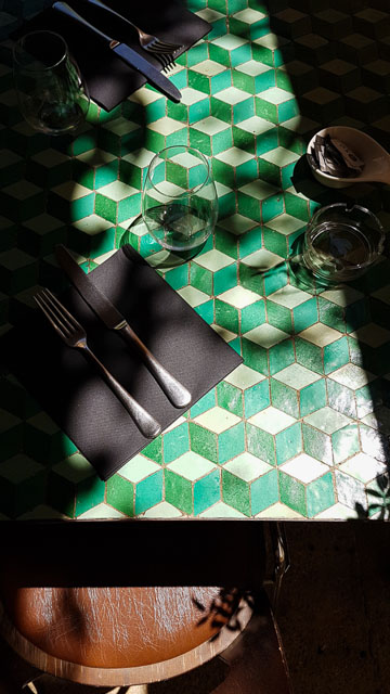 Restaurant avec terrasse vegetalisée à Maillane - Le Café du Soleil