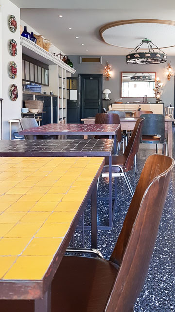 Restaurant avec terrasse vegetalisée à Maillane - Le Café du Soleil