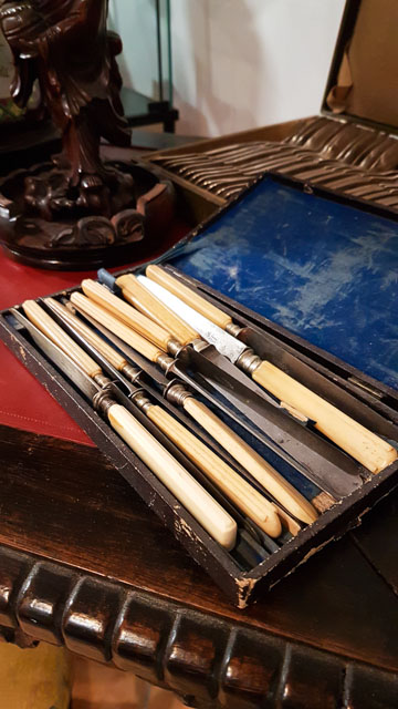 Antiquités brocante à Tarascon - Arts et Déco