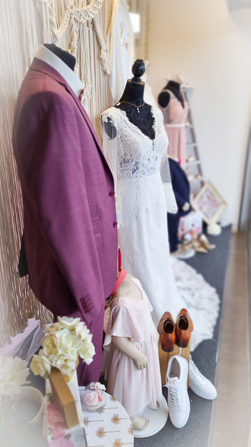 Spécialiste de la Robe de mariée et du costume de cérémonie à Arles - Le Carré de la Mariée