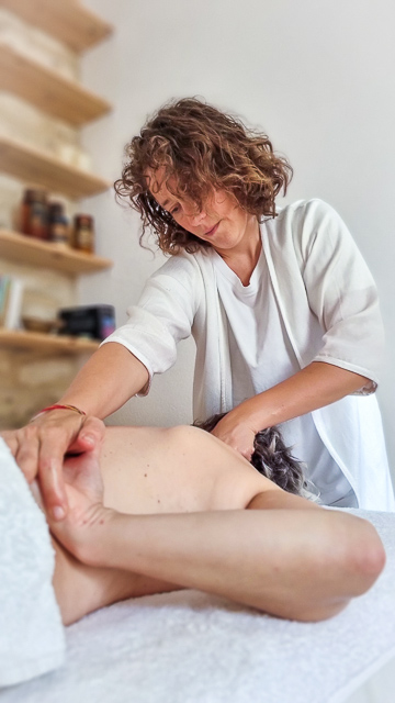 Massage ayurvédique et Watsu sur Arles et la Camargue - AATA Massage