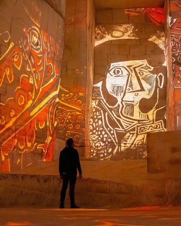 Expo immersive 2026 Picasso l'art du mouvement aux Carrières des Lumières des baux de Provence