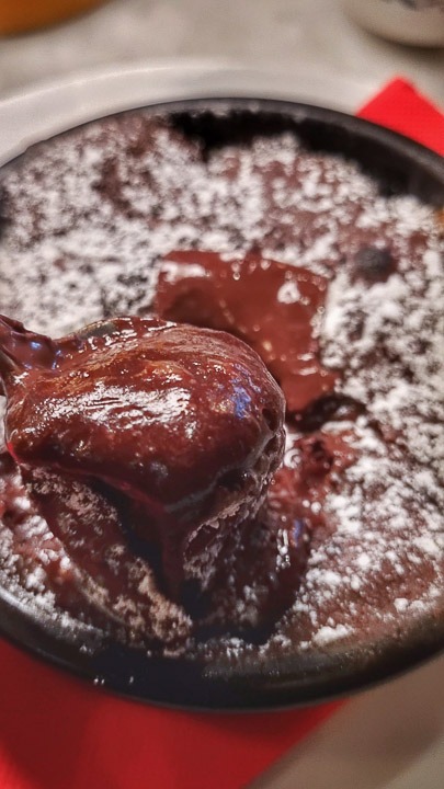 Restaurant l'Epicier Moderne à Arles, quartier de la Roquette