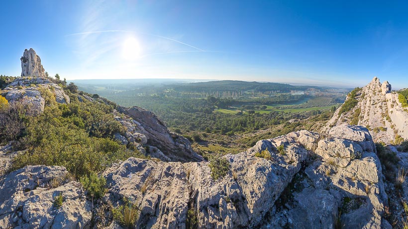 Guide Randonnée et Vélo dans les Alpilles et en Camargue - Rythm'Alpilles Maria Bertilsson