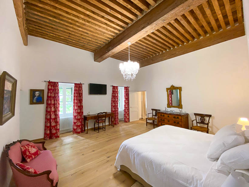 Les Maisons de Méjanes en Camargue, locations saisonnières ouvertes toute l'année