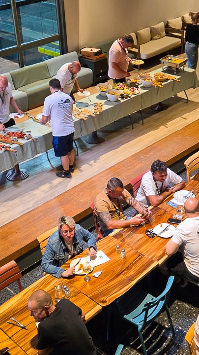 Le Krystal, restaurant, brasserie et bar à vins à 10mn d'Arles