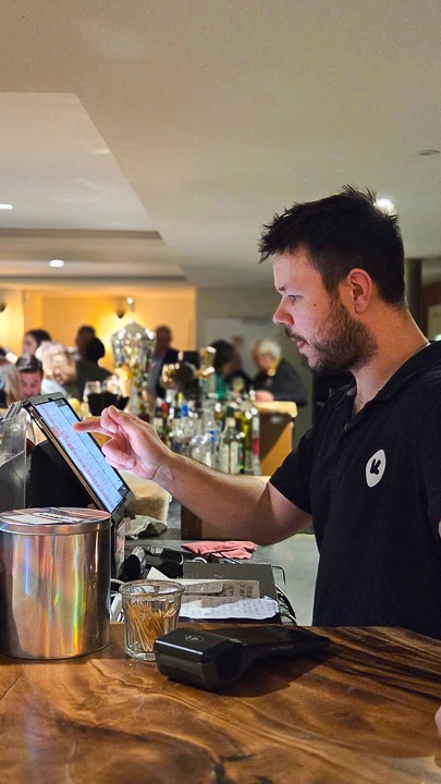 Le Krystal, restaurant, brasserie et bar à vins à 10mn d'Arles