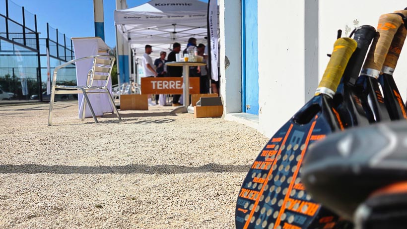 Le Krystal, centre de padel et escalade, à Arles
