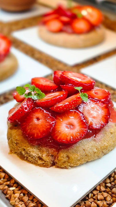 Pâtisserie COSMOS à Arles - Gâteaux vegan, végétarien et sans gluten